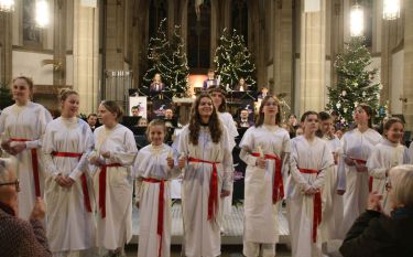 St. Lucia kommt mit ihrem 30köpfigen Gefolge